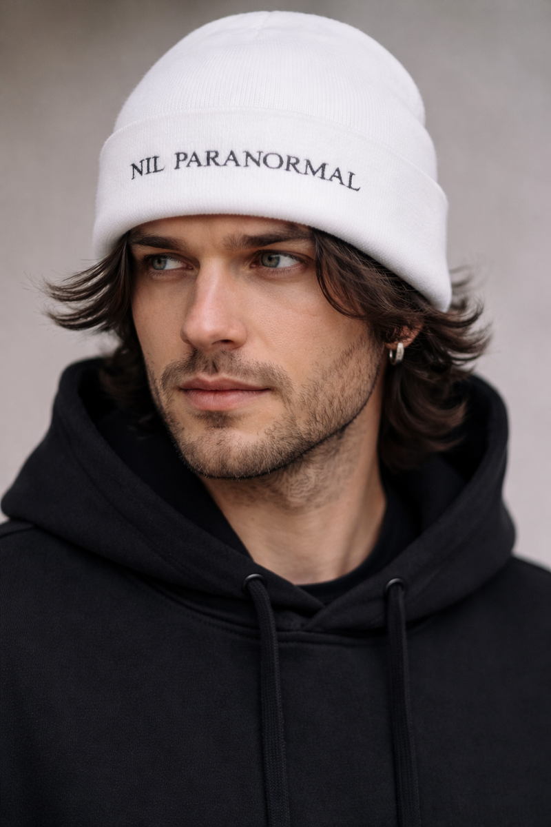 Bonnet Brodé - Nil Paranormal Officiel White Edition