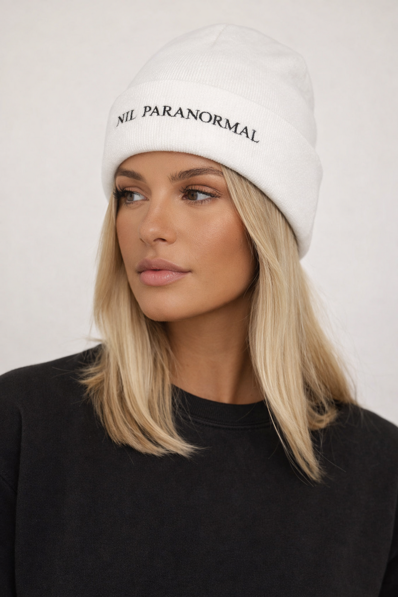 Bonnet Brodé - Nil Paranormal Officiel White Edition